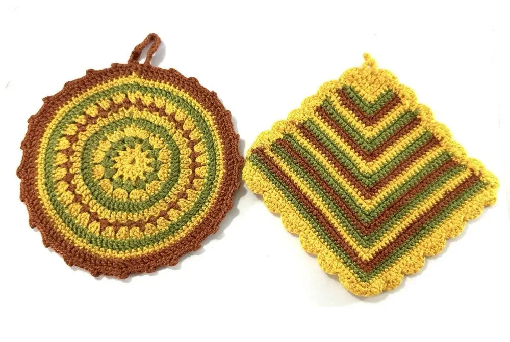 Vintage Hand Crocheted Potholder Set Round Square Yellow Green Brown Cotton 2 Pc